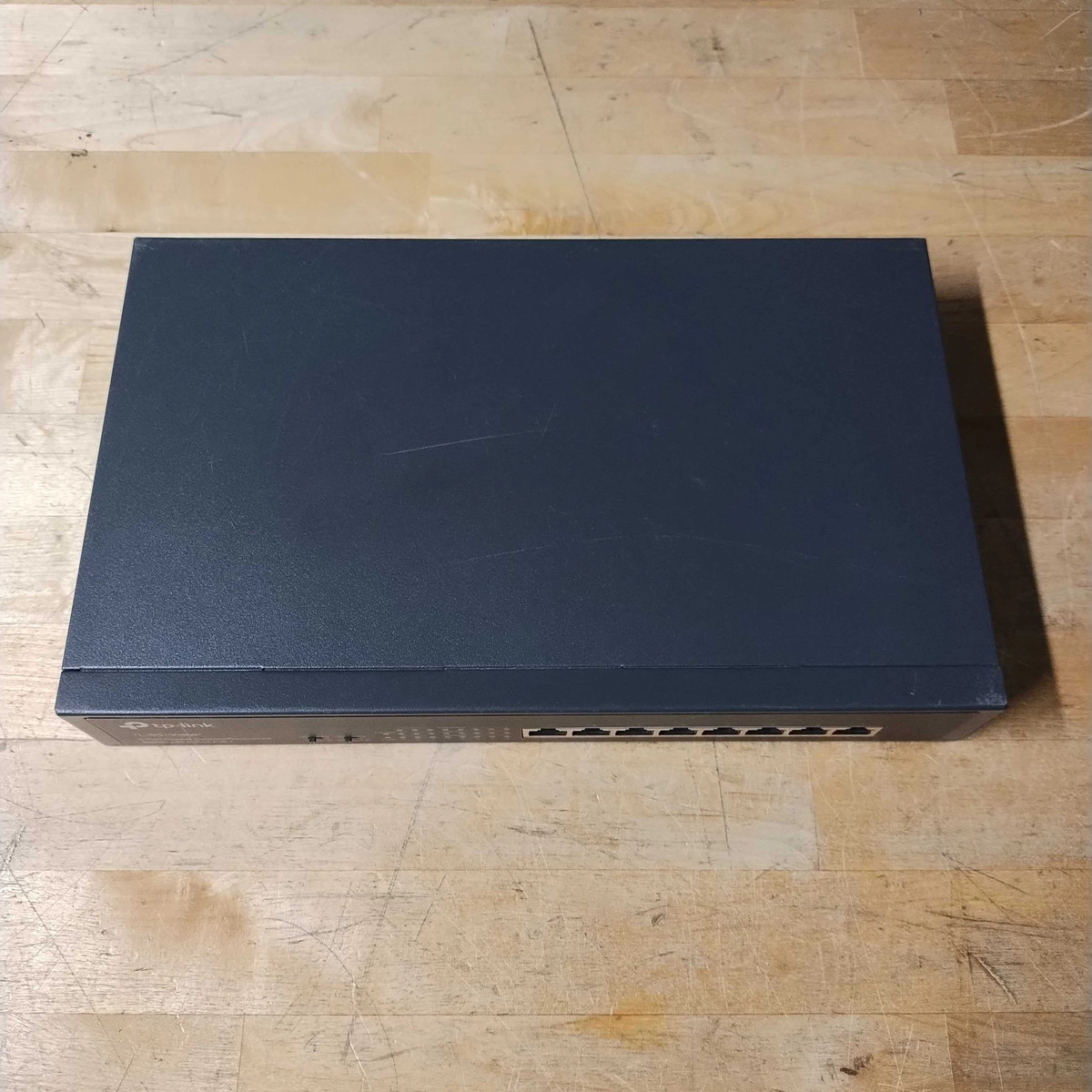 TP-LINK TL-SG1008MP 8-PORT GIGABIT DESKTOP RACKMOUNT POE+ SWITCH USED NO CORD