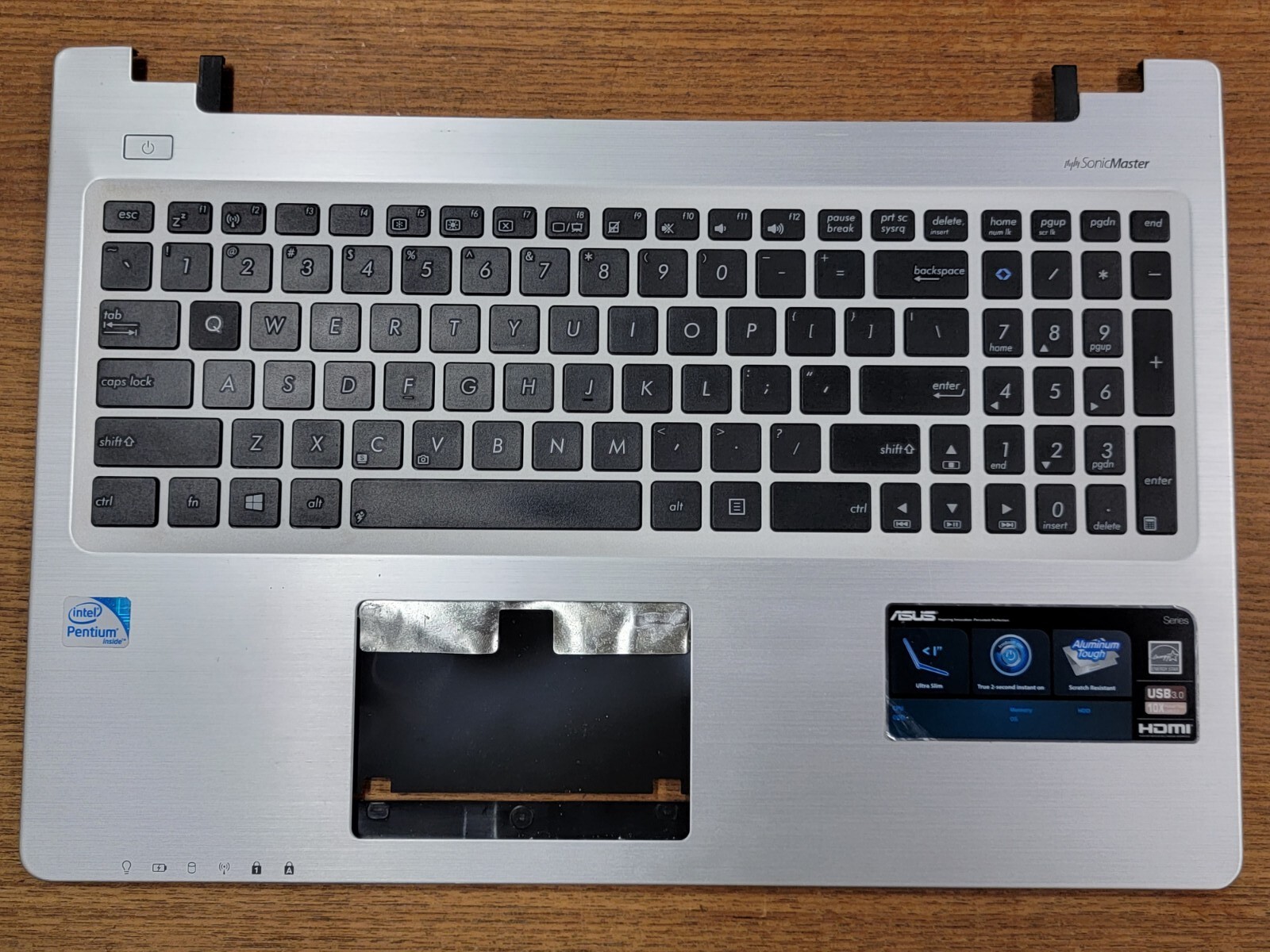 13N0-N3A0311 ASUS Palmrest W/ KEYBOARD (B)