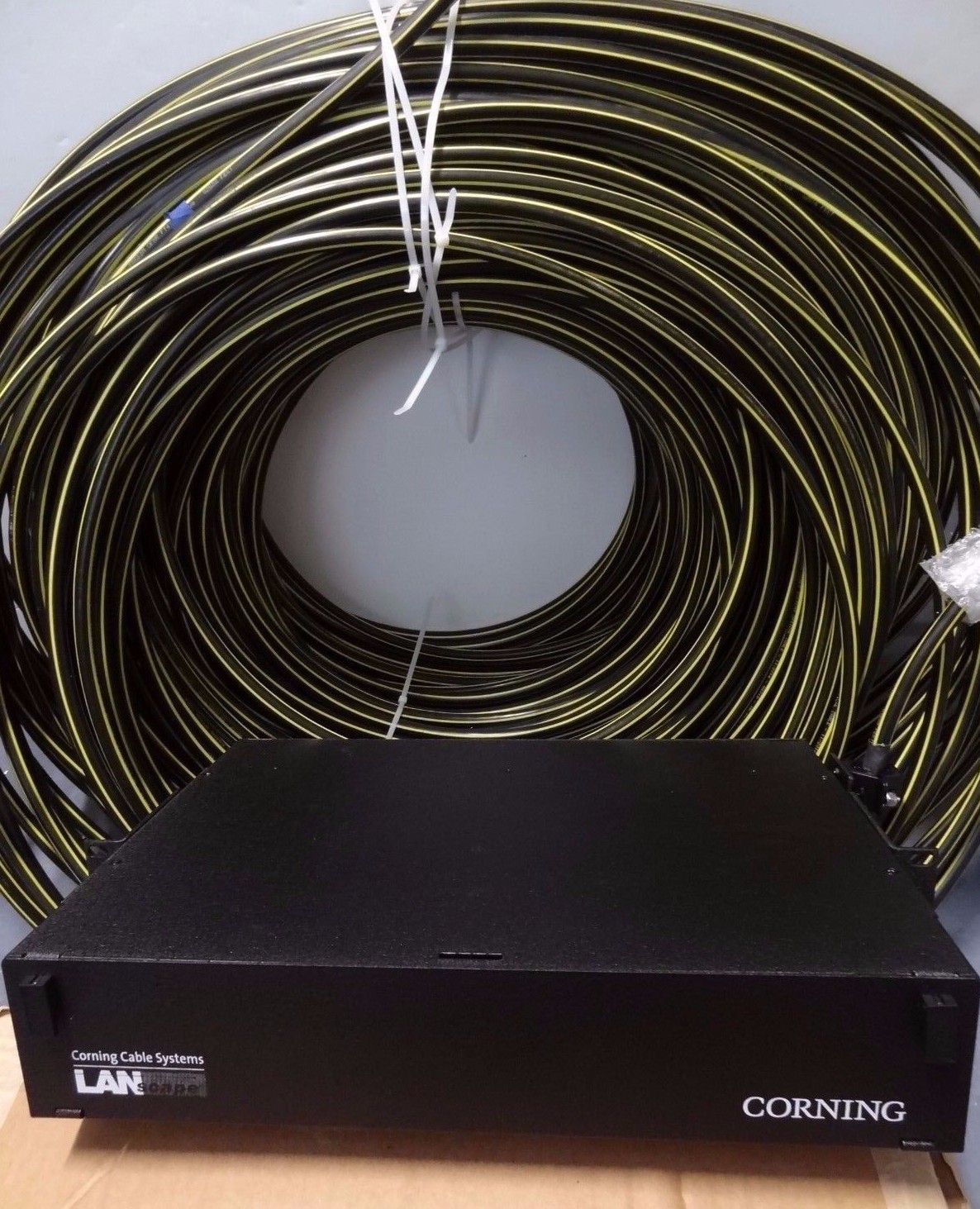 Corning LANscape Closet Connector Housing CCH-02U Optical Cable System 500 ft.+