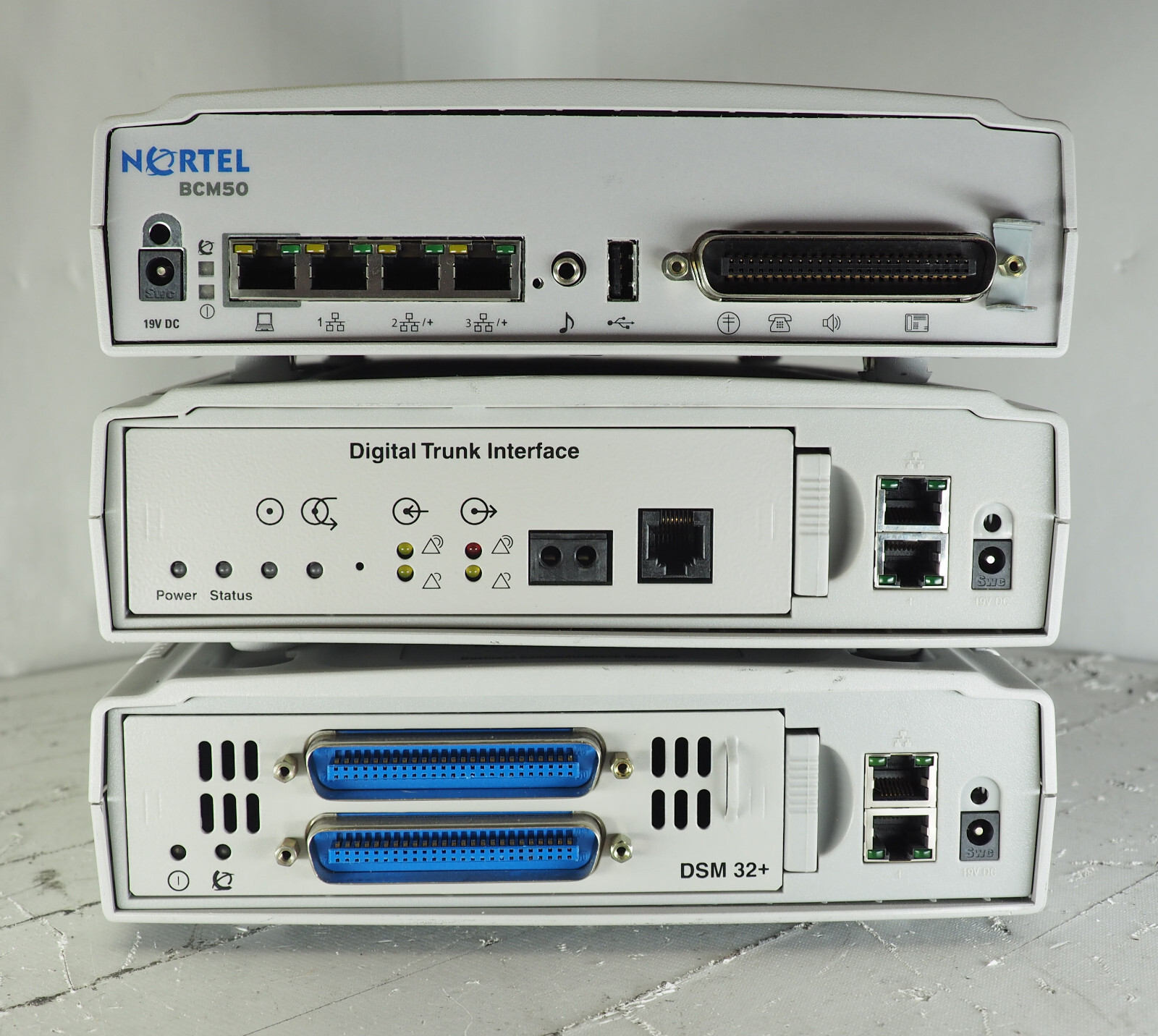 Nortel BCM50 NT9T6502E5 with 2 Expansion NT9T6410 w/ DSM32+, DTI Module No P/S