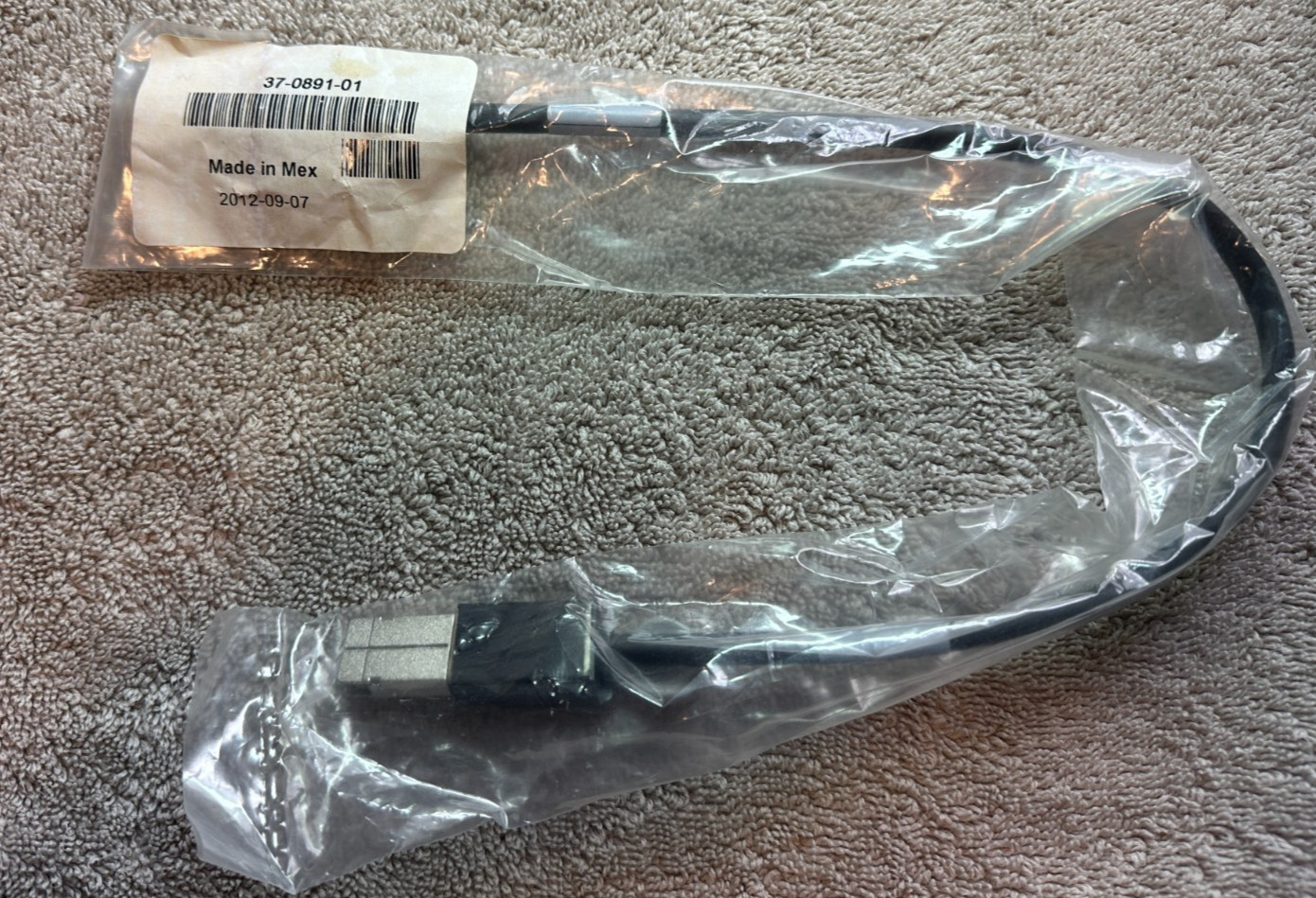 Cisco (37-0891-01) 50cm Catalyst Blade Stacking Cable (Molex 74577-0050)