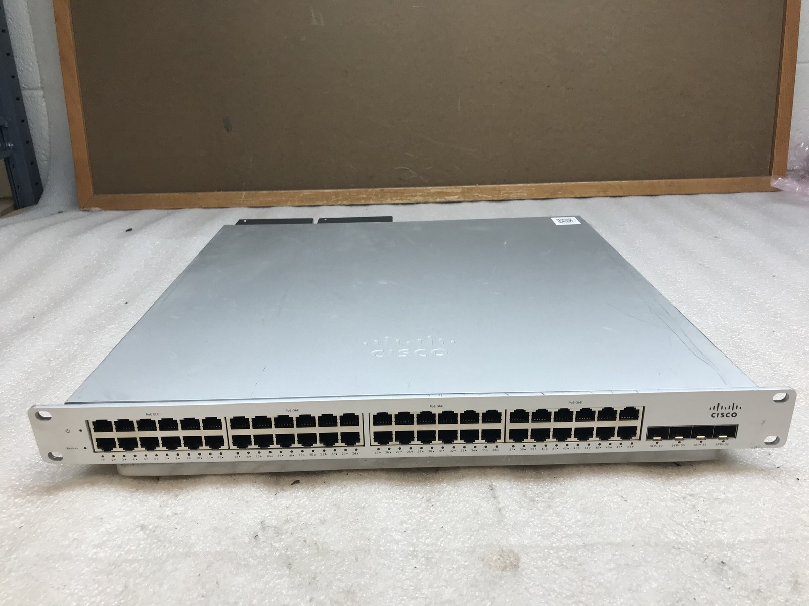 Cisco Meraki MS320-48FP-HW 48-ports GigE Poe Switch 2xDPS-1025AB UNCLAIMED