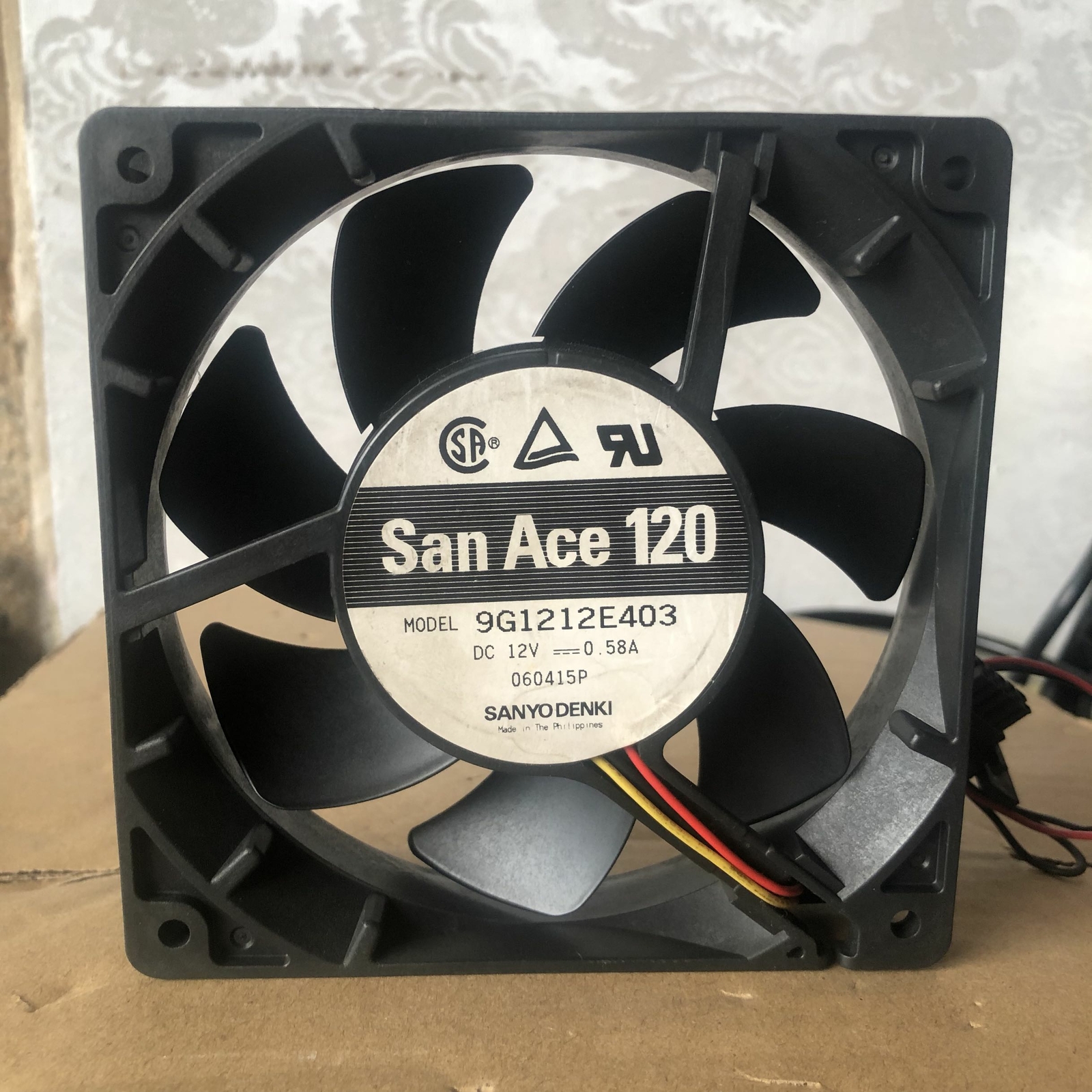 1pcs SANYO 12V 0.58A 9G1212E403 12025 120*120*25MM 3 wire cooling fan