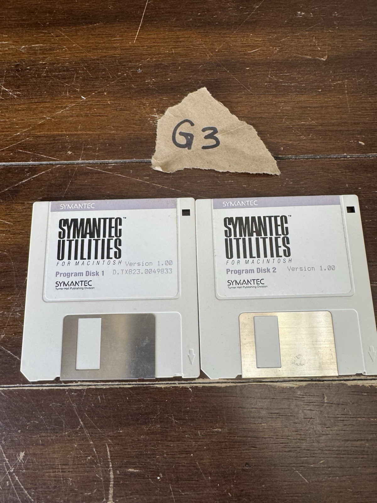 Vintage Symantec Utilities for Macintosh (SUM) Version 1.00 Floppy Disk Set 1 2