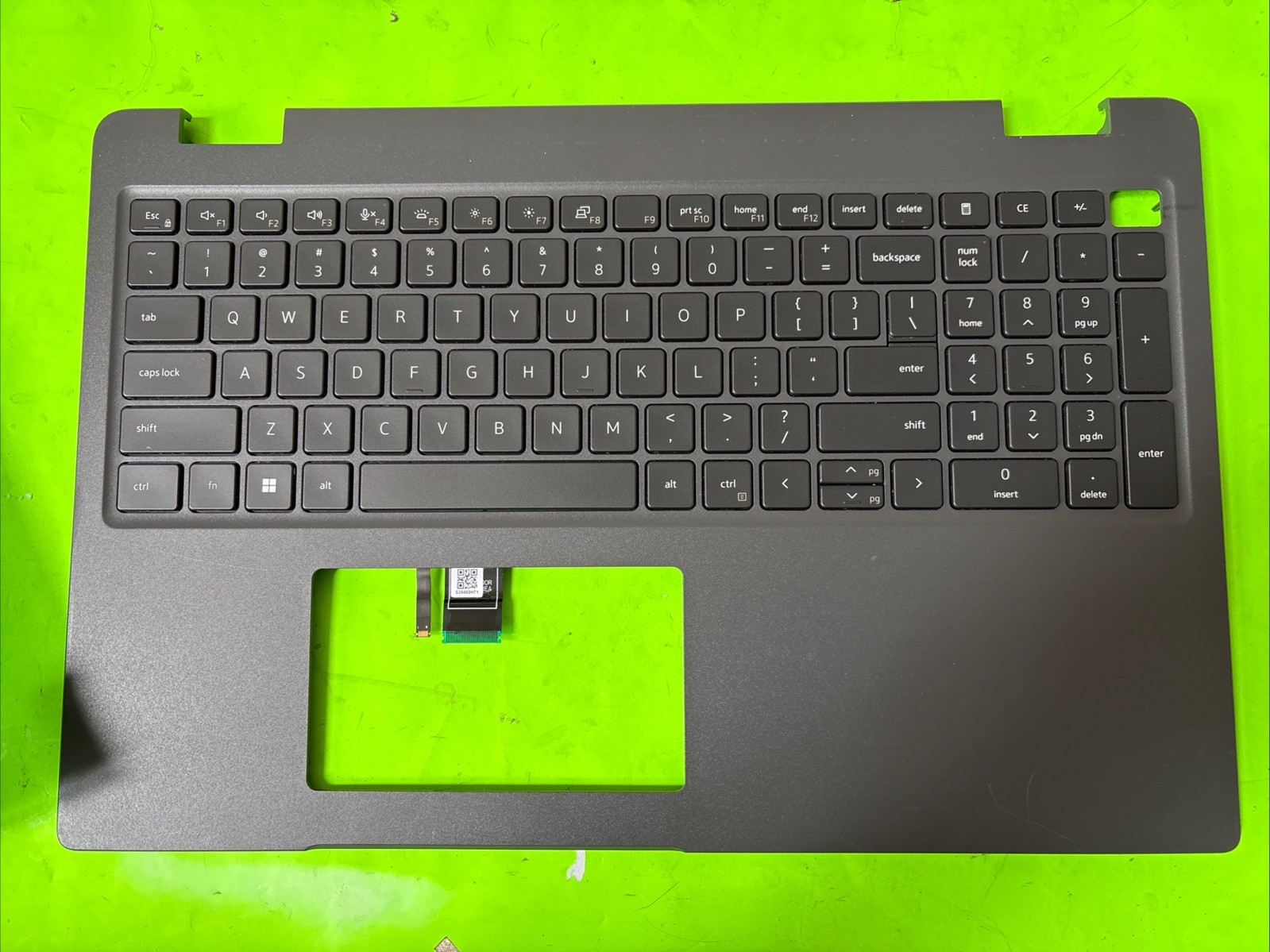 lot of 10 Dell Latitude 3540 Palmrest US Backlit Eng kbd  DVR0W 0DVR0W B20,21