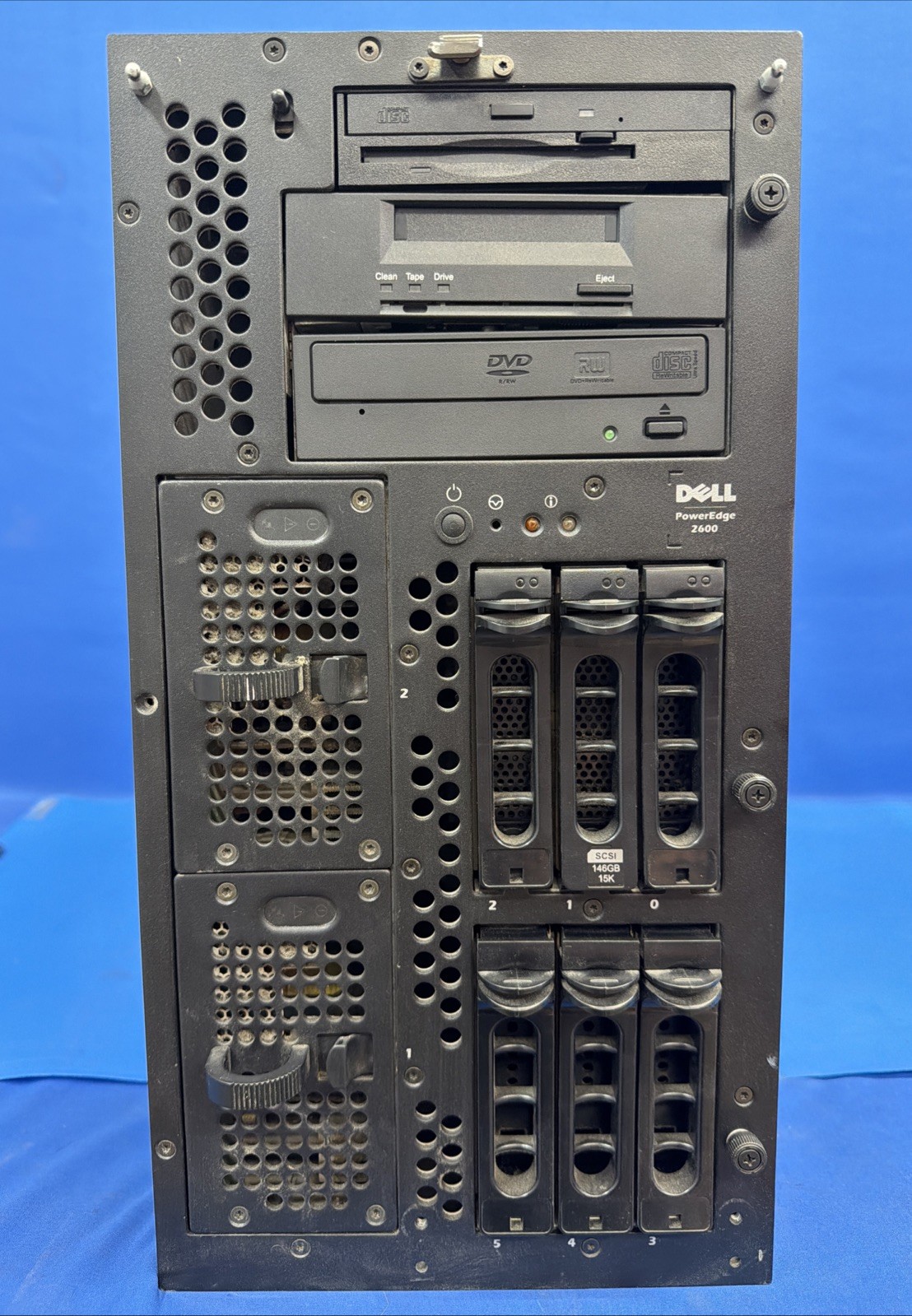 Dell PowerEdge 2600 Server Xeon 2.8GHz 2GB ECC 6x SCSI HDD Dual 730W PSU Read