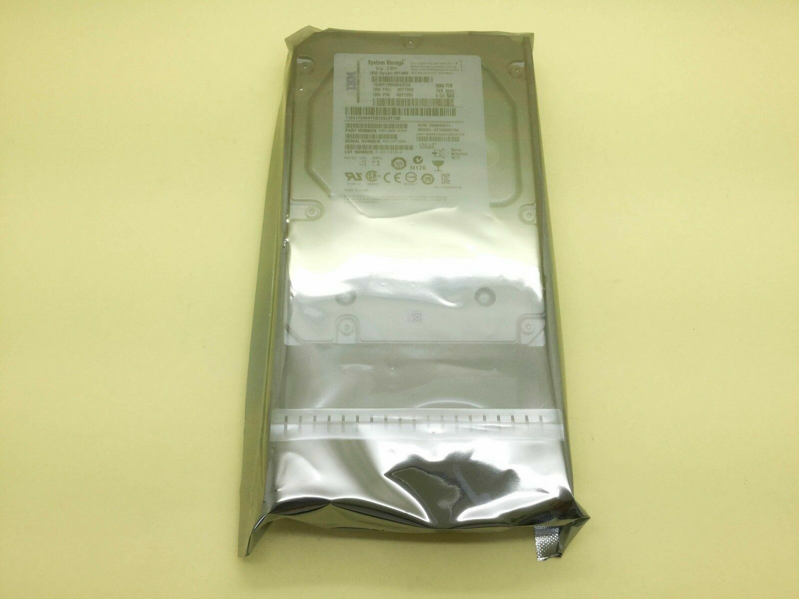 IBM 49Y1865 450GB 15K SAS 3.5 HDD Hard Drive 49Y1864 49Y1861