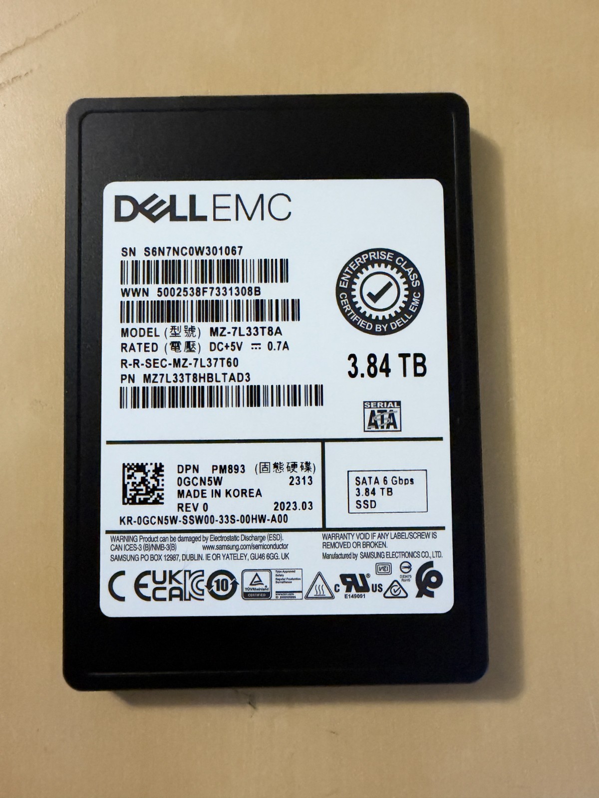 GCN5W Dell EMC 3.84TB SATA 6Gb/s Read Intensive 2.5" SSD MZ-7L33T8A 0GCN5W