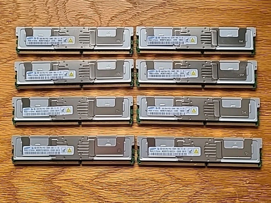 SAMSUNG 32GB (4GB X 8) SERVER RAM M395T5160CZ4-CE65. FAST SHIP