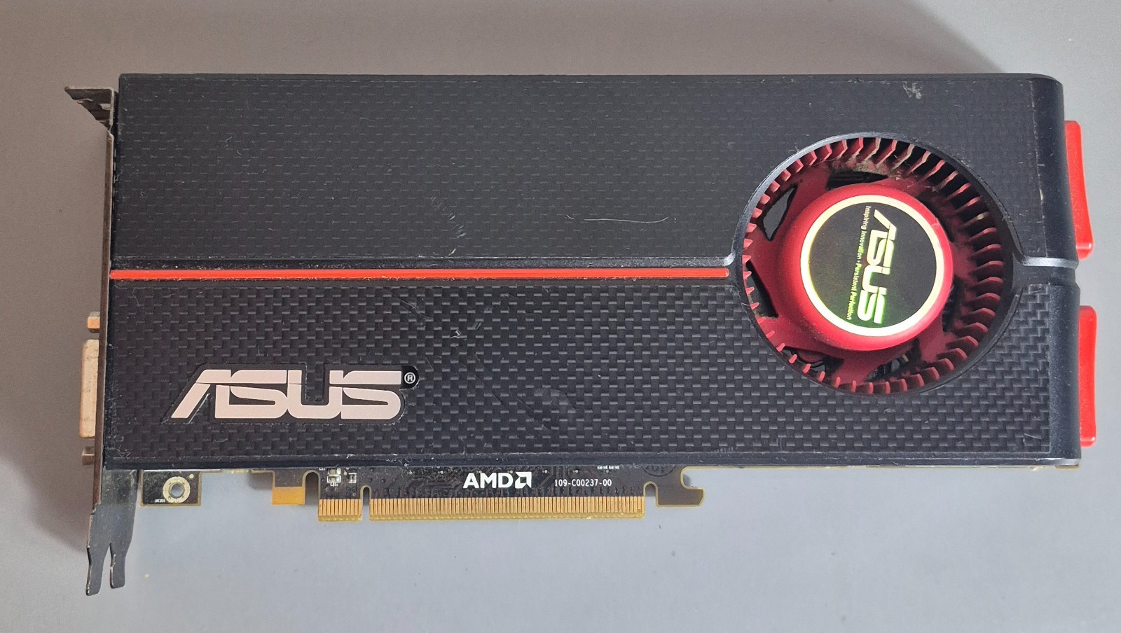 ASUS ATI Radeon HD 5850 1G Graphics Video Card
