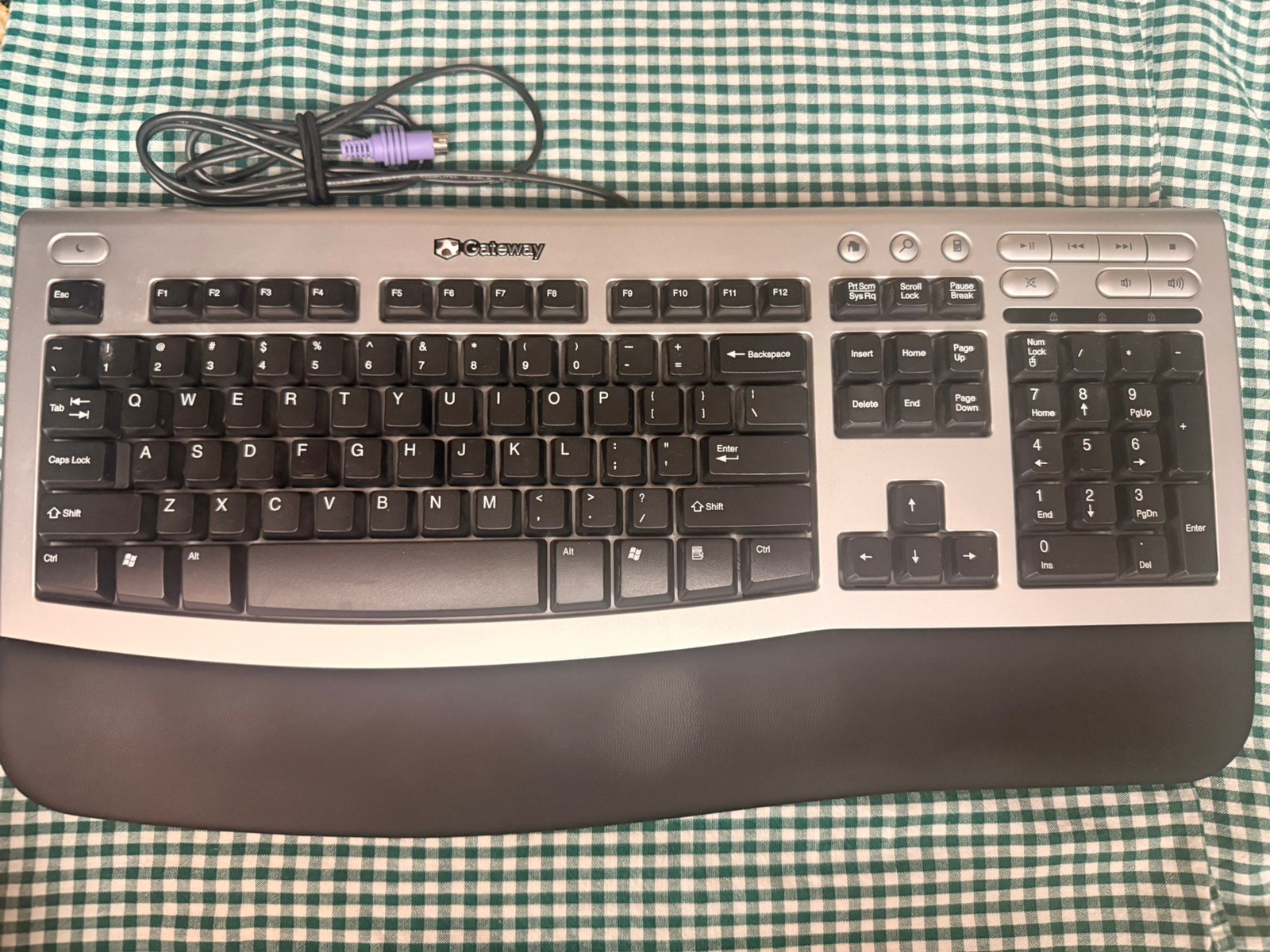 Vintage Gateway KB-0532 Computer Keyboard Wired