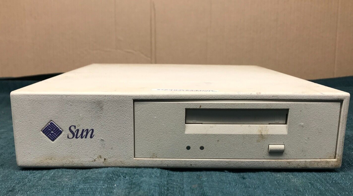 SUN Microsystems 3.5” Floppy, 595-3067-01 Model 411 with Power Cord