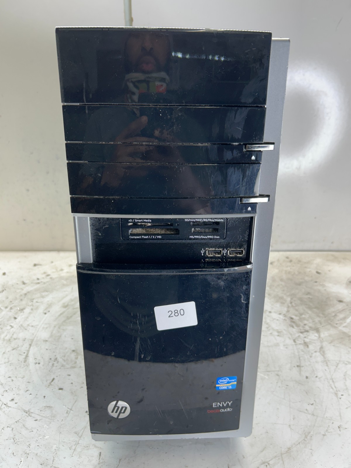 HP Envy 700-027c Intel Core i5-3330S 2.70GHz 4GB NO HDD