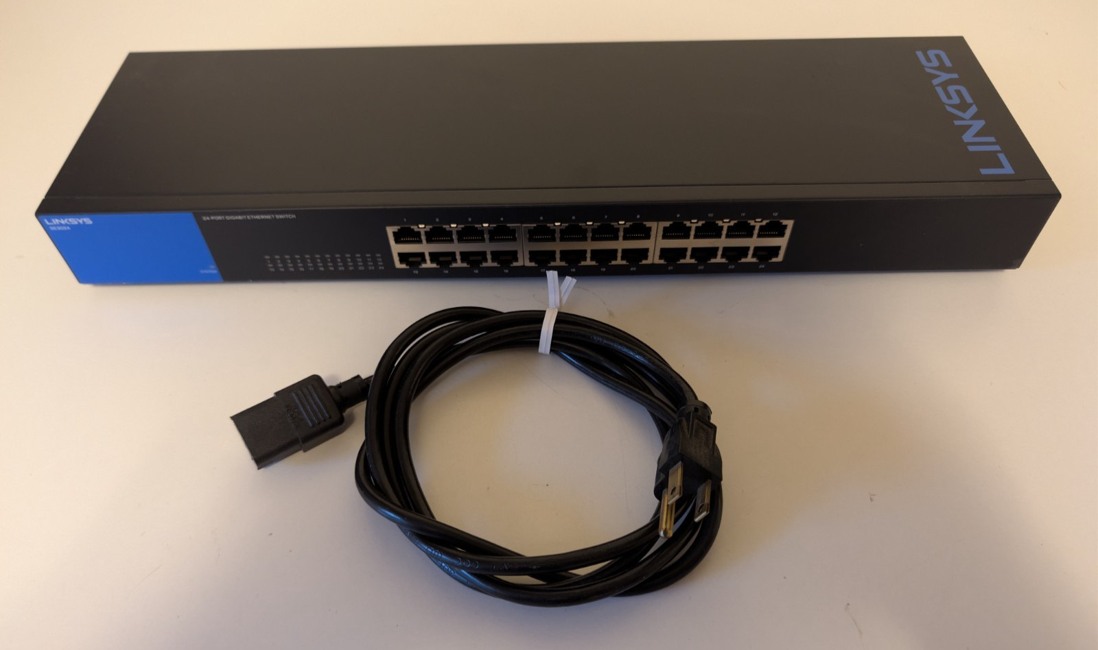 Linksys SE3024 Metallic 24-Port Gigabit Ethernet Switch Unmanaged Tested