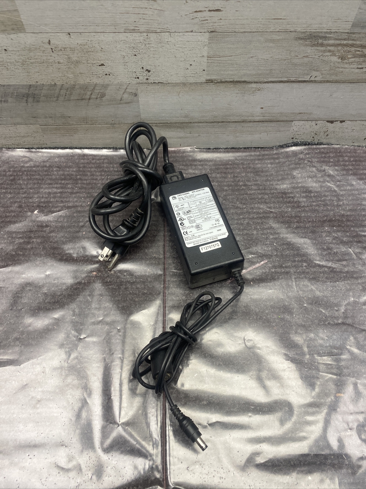 Used GENUINE OEM Lien Chang LCA01F SPS Power Supply AC Adapter 