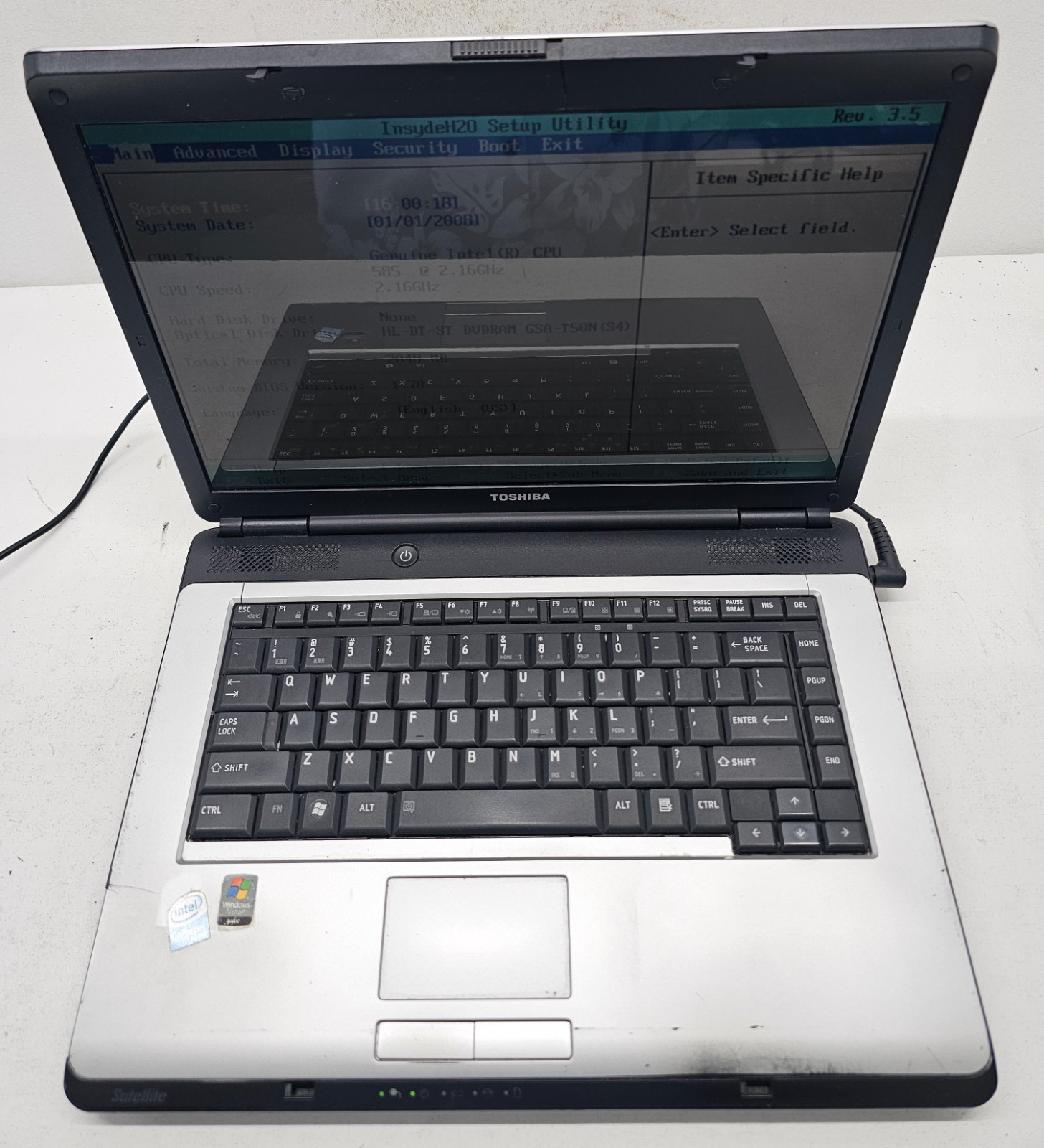 Toshiba Satellite L305-S5919 15.4" Laptop Intel 585 2GB Ram NO HD/OS (FL)