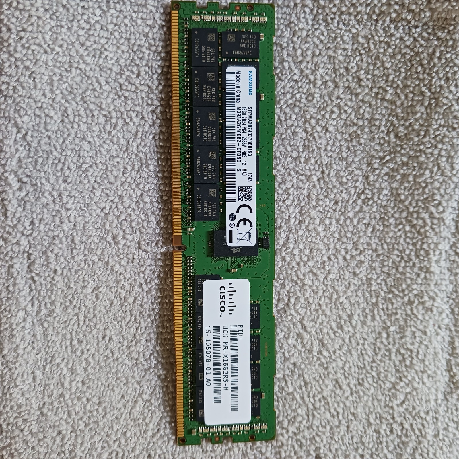 16GB 2Rx4 PC4-2666V-RB2-12-MA0 Server RAM Samsung M393A2G40EB2-CTD6Q