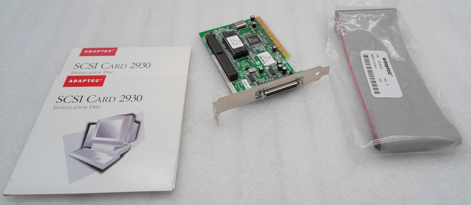 ADAPTEC AHA-2930CU PCI SCSI CONTROLLER MODULE w/ 497462-00 RIBBON CABLE