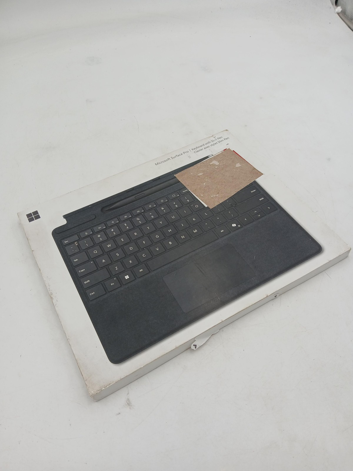 Microsoft Surface Slim Pen 2nd Edition and Pro Keyboard for Pro 11th Edition