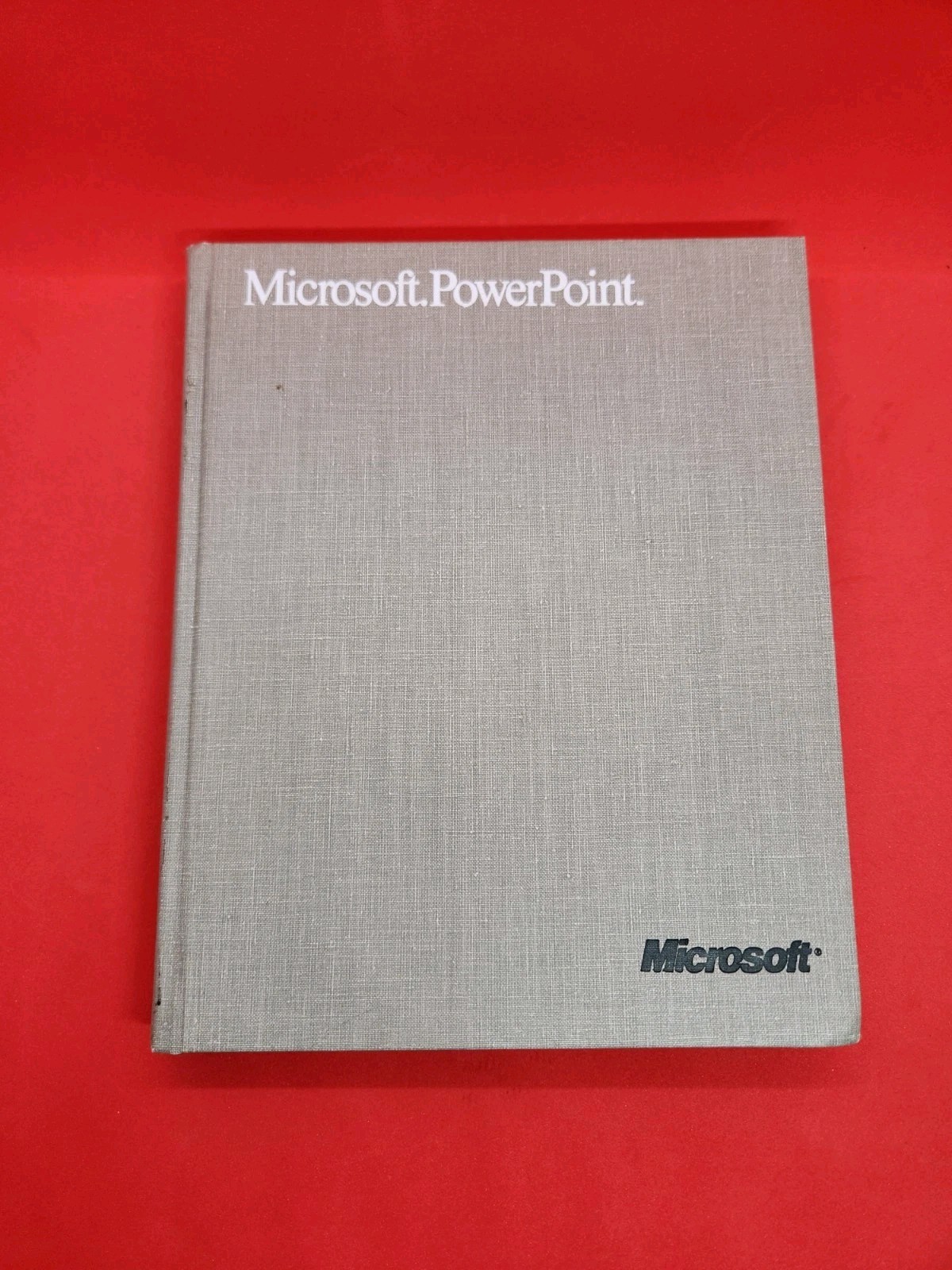 1988 Hardcover MICROSOFT POWERPOINT USER'S MANUAL for the APPLE MACINTOSH #01551