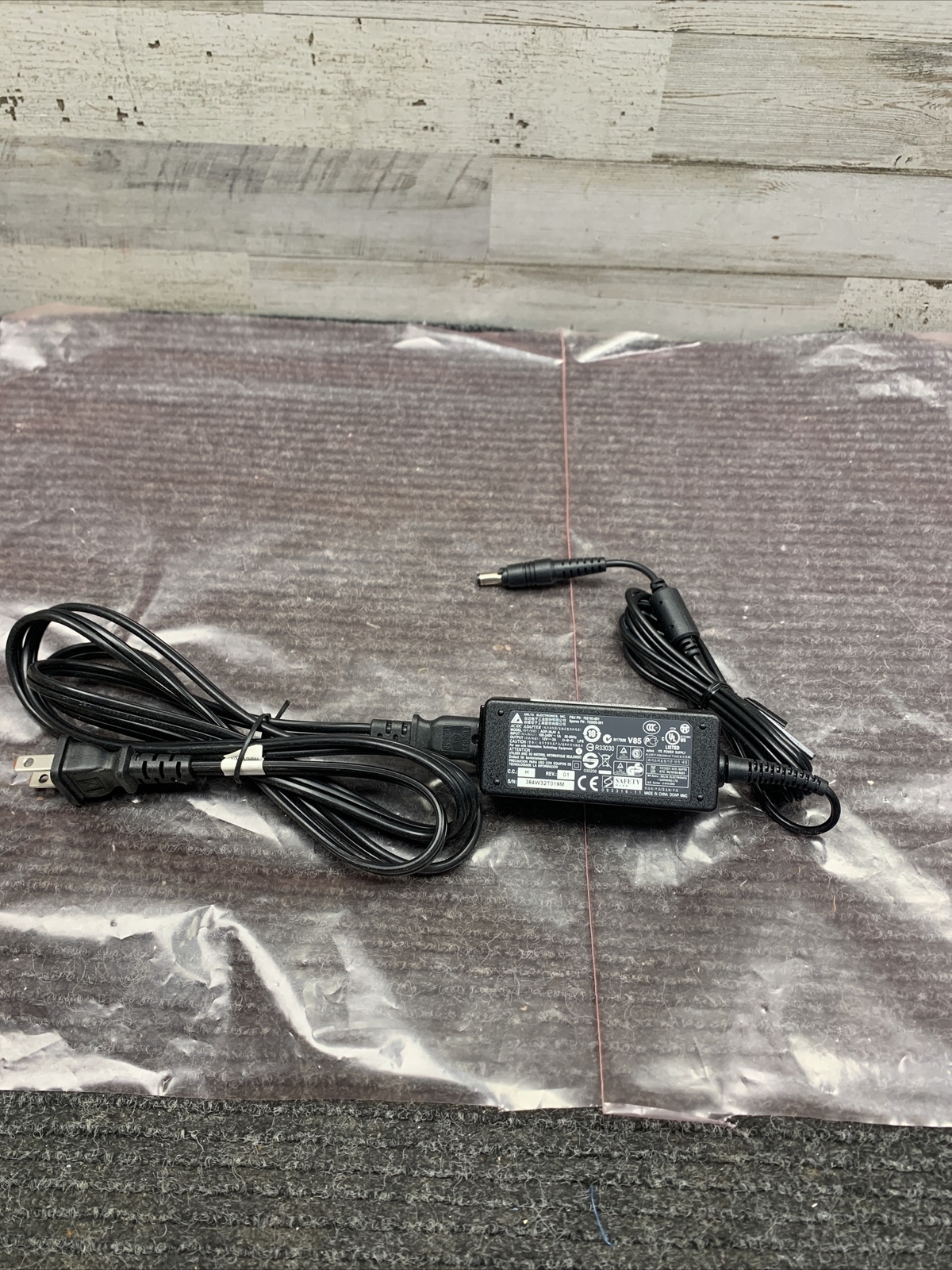 New Genuine Delta Electronics ADP-36JH A 12V 3A 