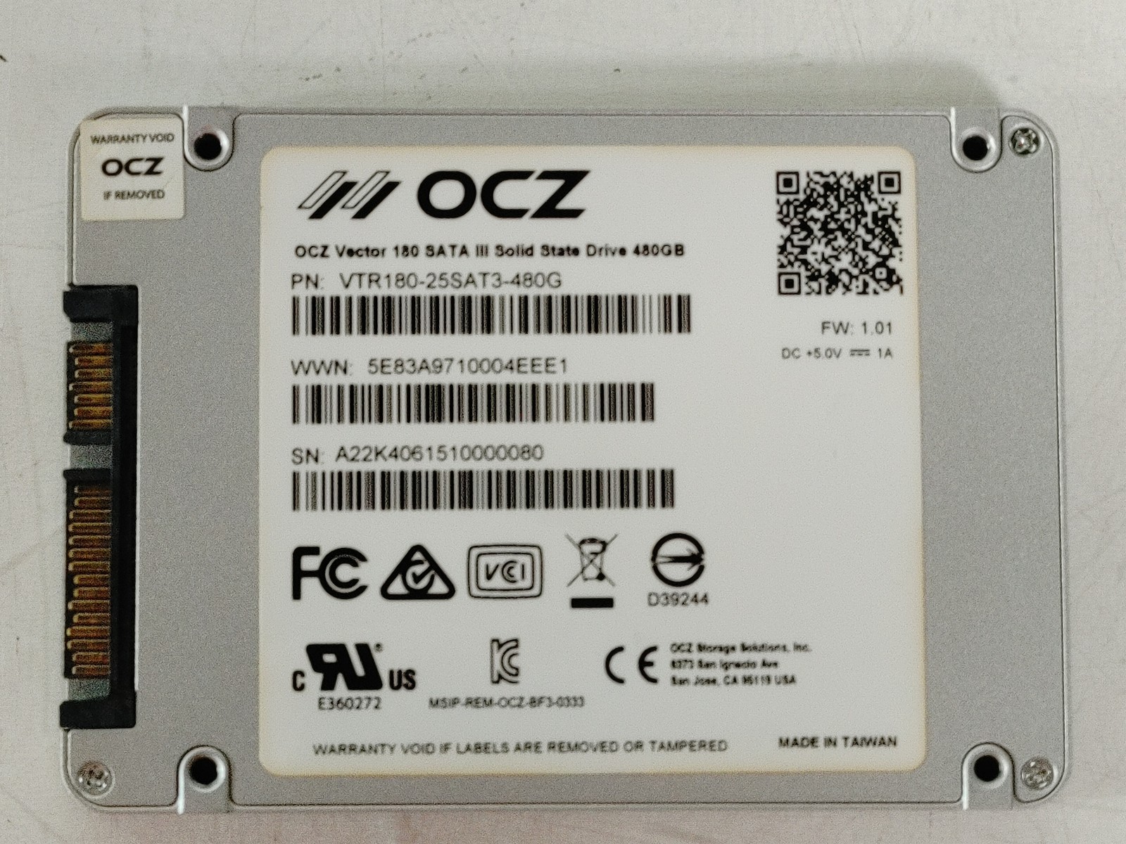 OCZ Tech Vector 180 VTR180-25SAT3-480G 480 GB SATA III 2.5 in Solid State Drive