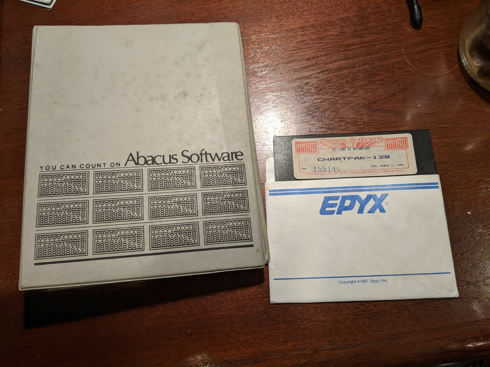 Abacus Software and Manual C128 C64 Commodore Computer Chartpak-128 5.25 Floppy