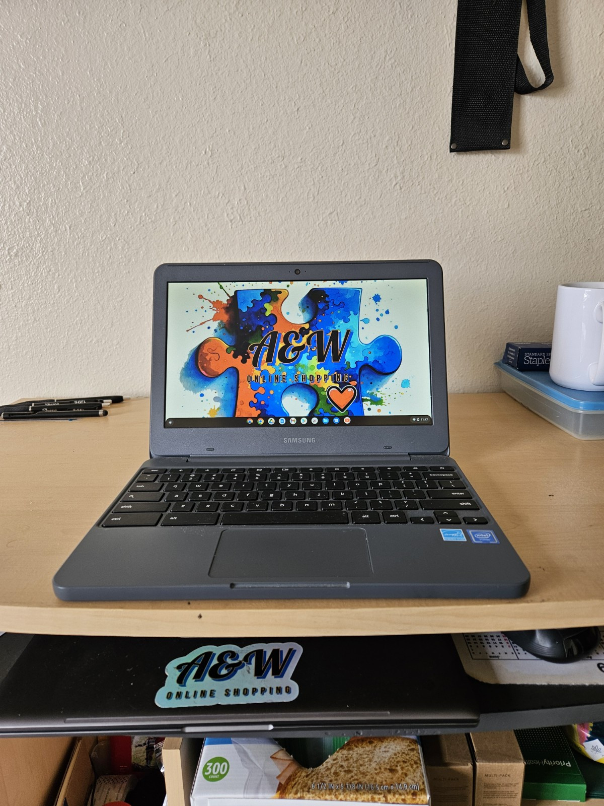 SAMSUNG CHROMEBOOK 3 XE501C13-K02US 11.6" INTEL CELERON 4GB RAM / 32GB SSD