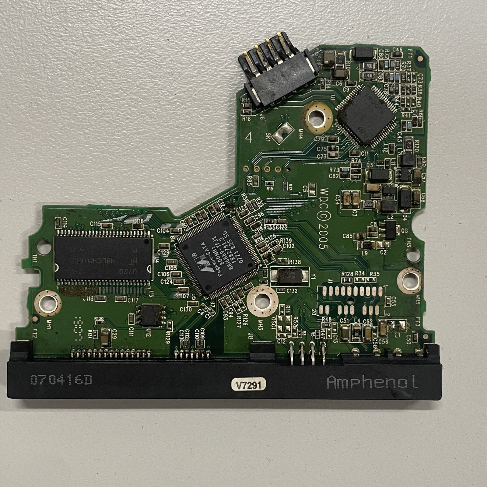 WD WD800JD-75MSA3 3.5" 80 GB SATA HDD PCB 2060-701335-005 DCM: ESCHNTJEH