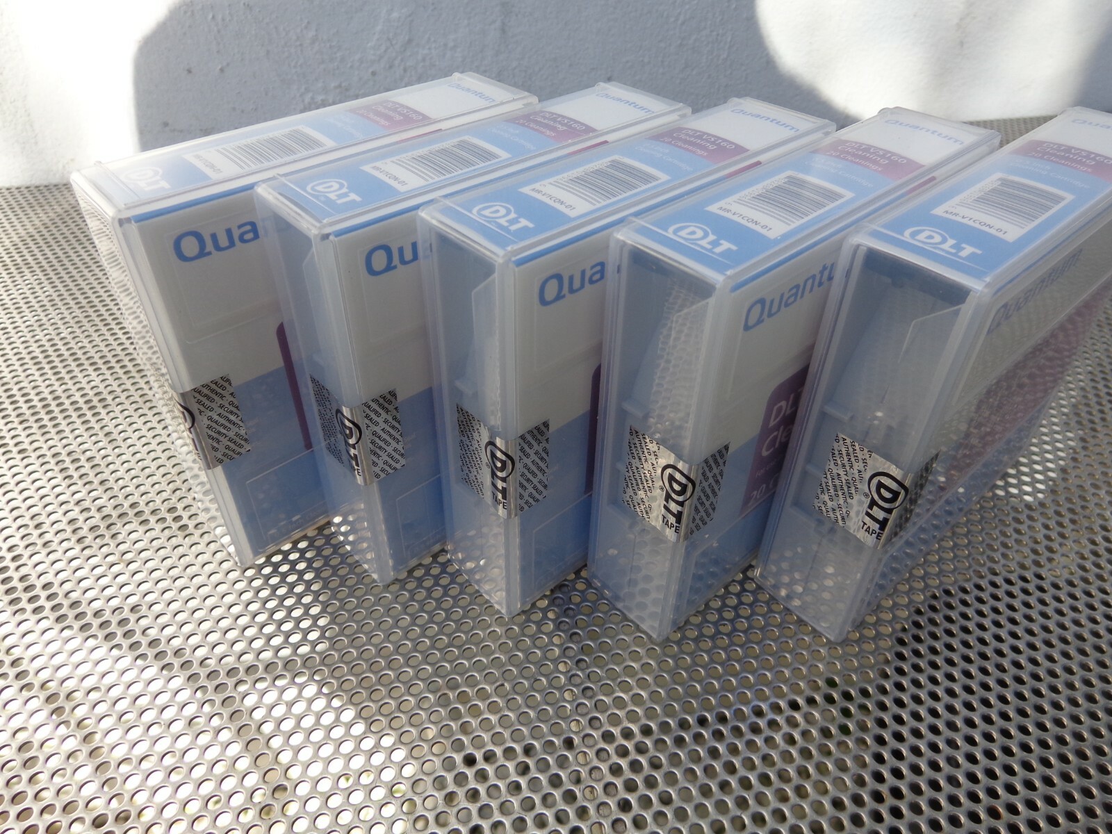 5-pack NEW Quantum MR-V1CQN-01 Cleaning Cartridge DLTtape VS1 DLT VS160 V4 Lot
