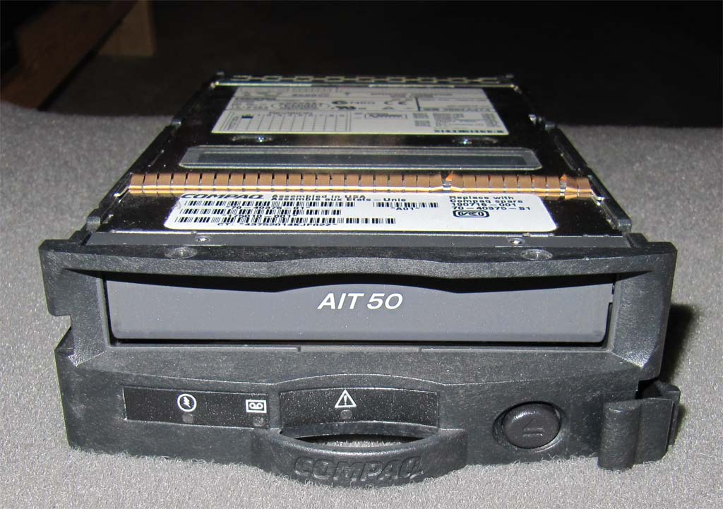 COMPAQ / HP AIT-2 #190716-001 50/100 GB HOT SWAP DRIVE 153612-001 OR 175010-001 