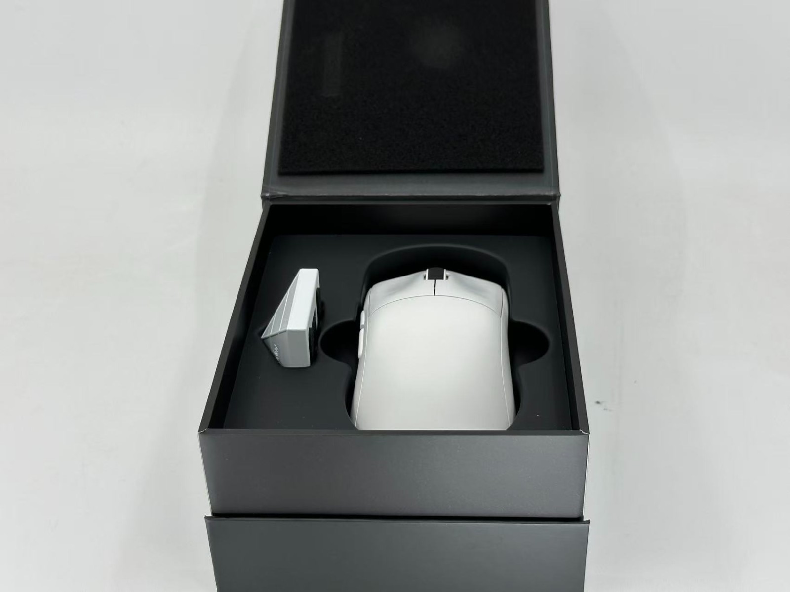 Pwnage Ultra Custom Pro Symm 3 Gaming Mouse (White)