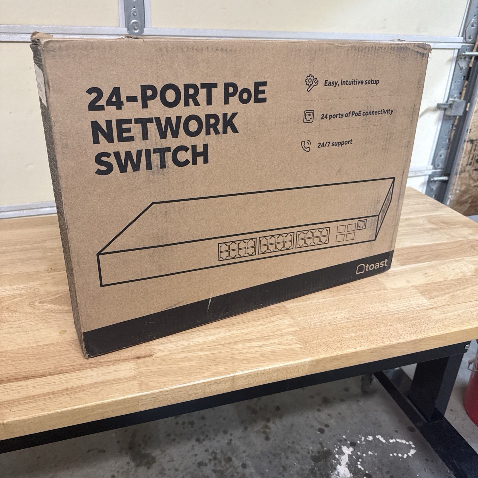 Toast SC24P 24-Port PoE Gigabit Fully Managed Layer 2 Rack-Mount Switch