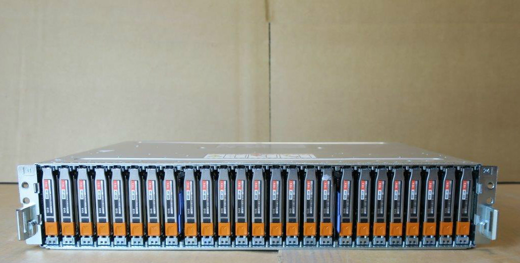 EMC VNX5300 SAE - Hard Disk Expansion Array 25xSAS 600GB 2Controller 100-562-964