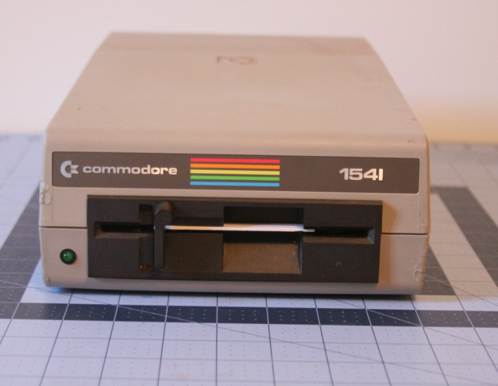 Commodore 1541 Newtronics 5.25" Disk Drive - Tested and Working for Commodore 64