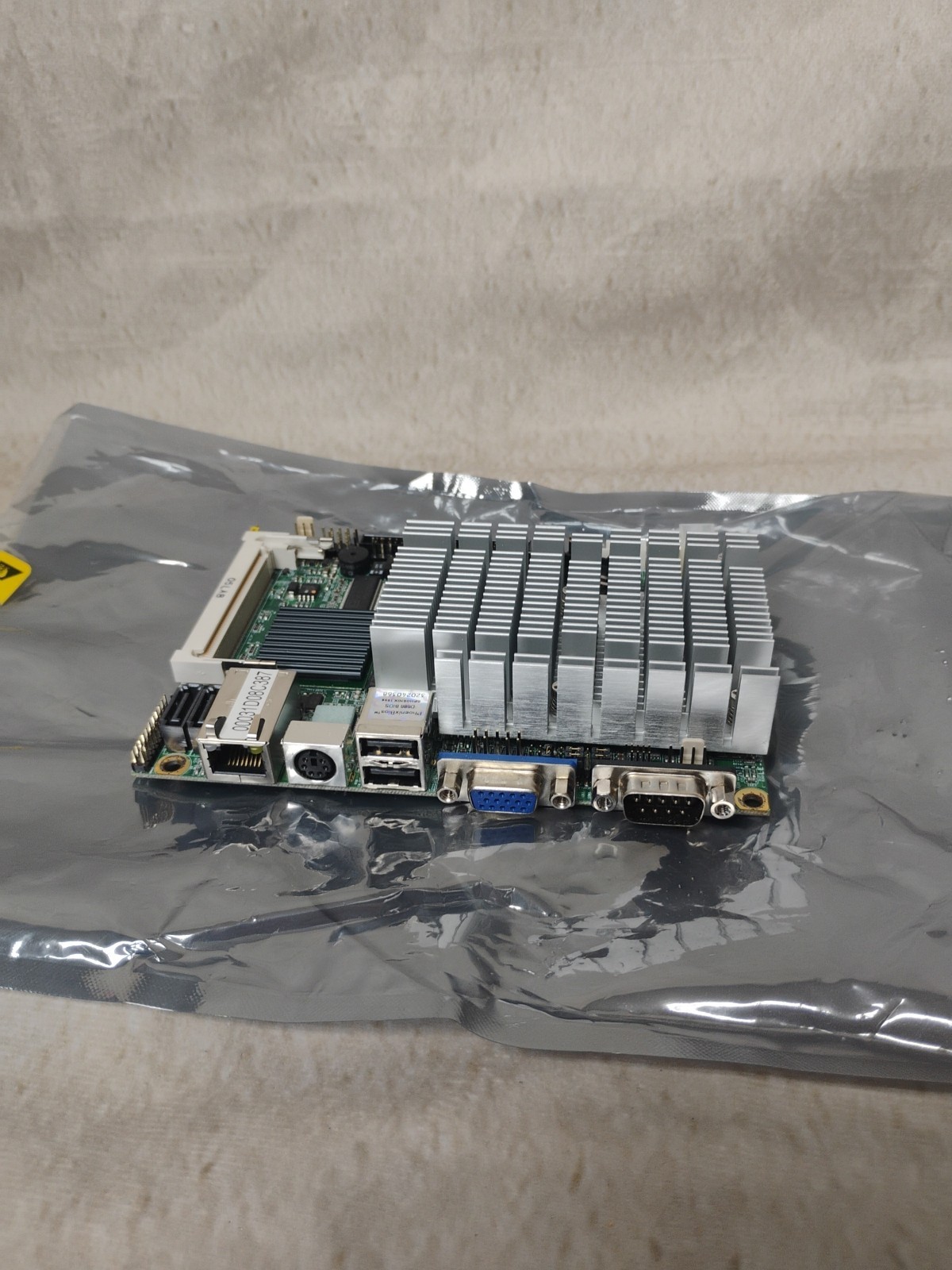 Advantech PCM-9362N-S6A1E SBC with 1GB InnoDisk  RAM