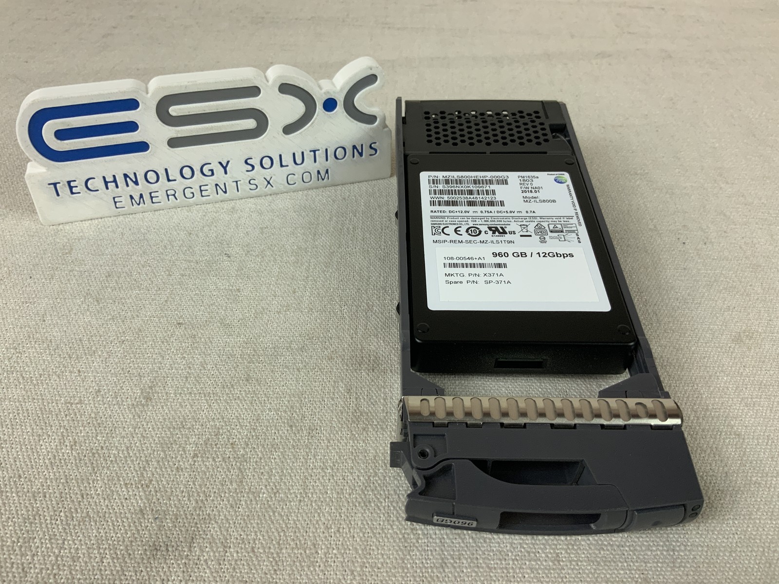 Netapp X371A-R6 960gb 12Gbps 2.5" SSD