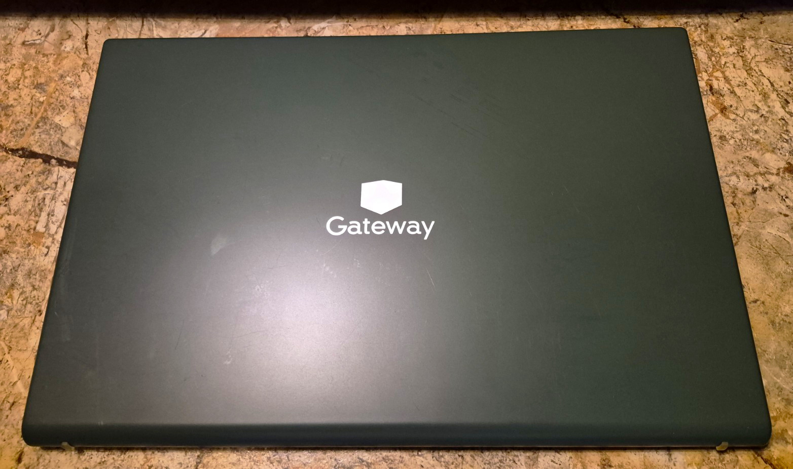 Gateway GWTN156-11 15.6" Intel Celeron 4GB 128GB SSD Win 11 Green