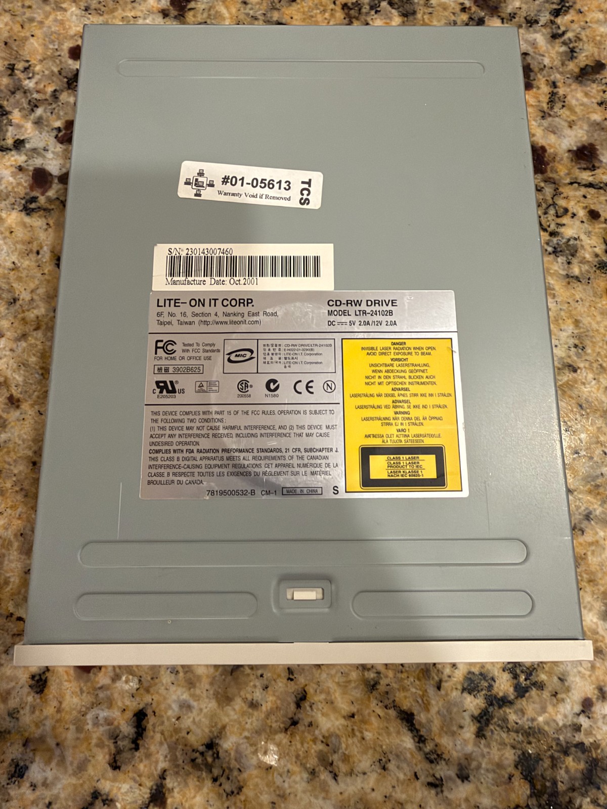 Lite-On LTR-24102B 24x10x40x CD-RW Internal IDE PATA Drive Beige Untested