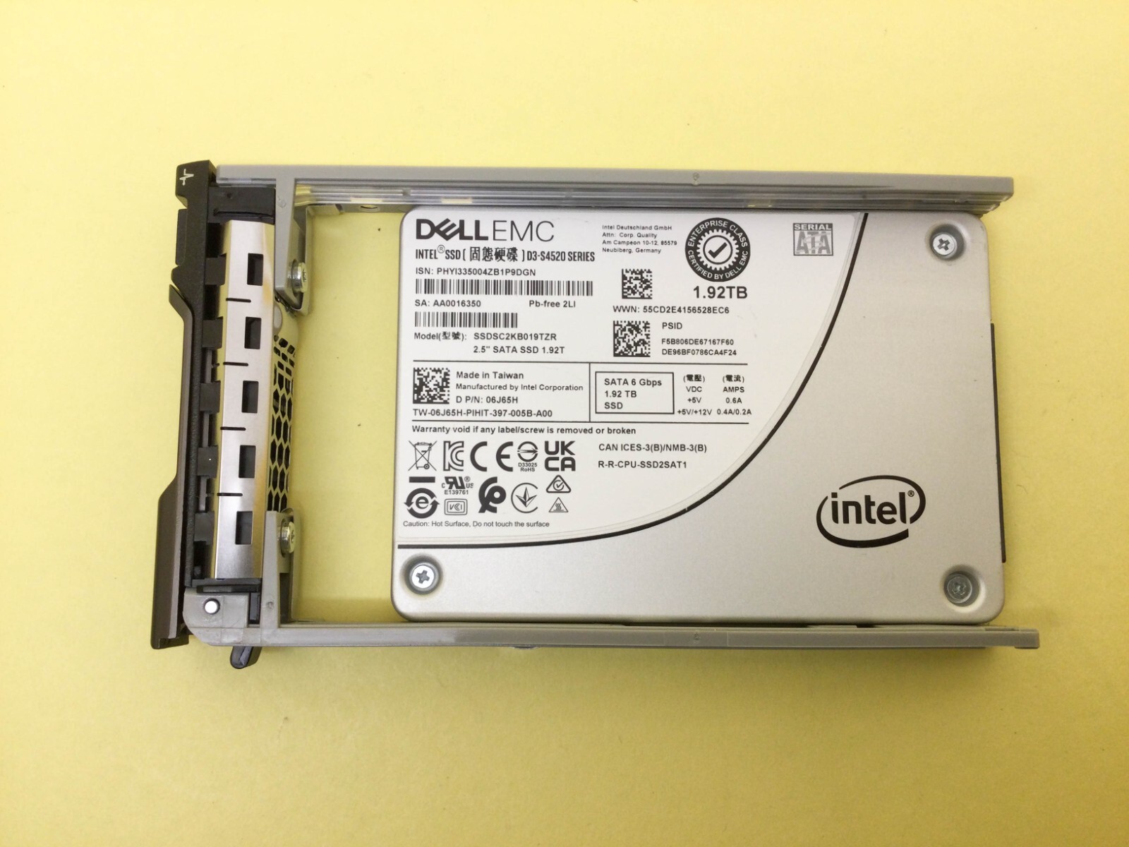 6J65H DELL EMC 1.92TB SATA 6Gbps Read Intensive 2.5'' SSD SSDSC2KB019TZR