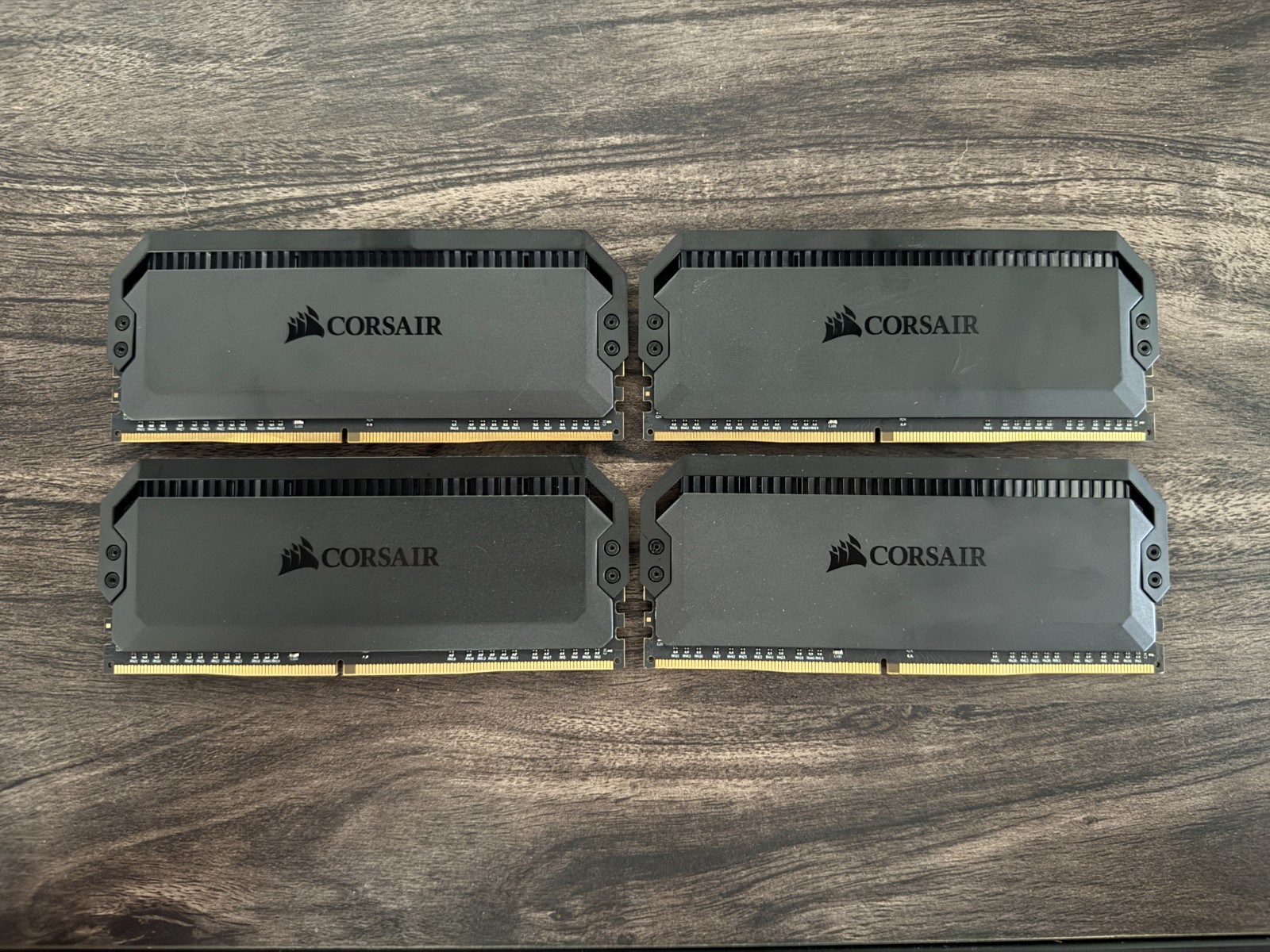 Corsair Dominator Platinum RGB 64GB (4x16GB) DDR4 RAM 3600Mhz C18 Memory