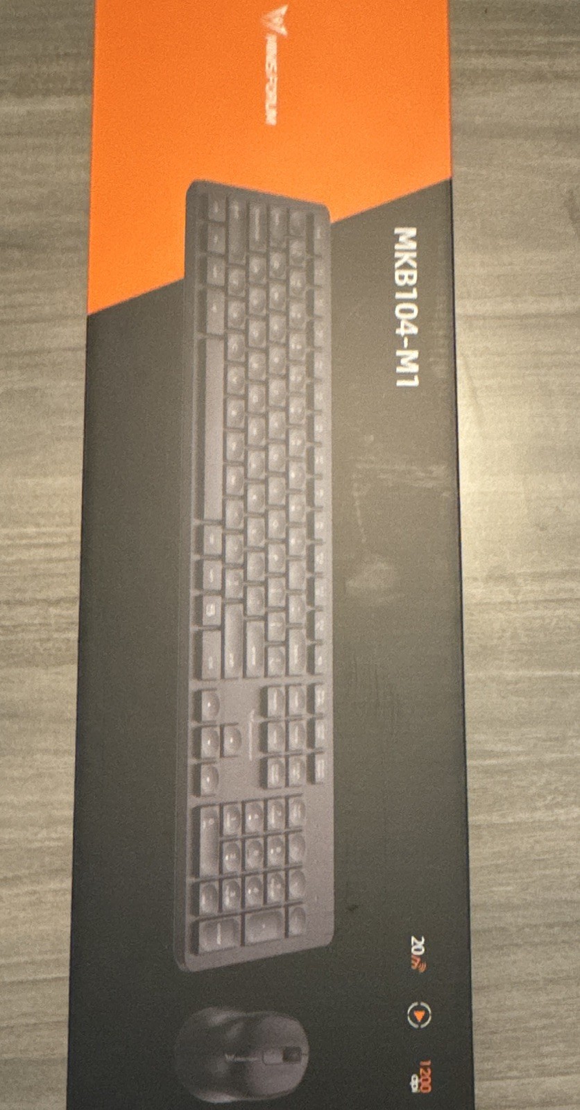 MINISFORUM MKB104-M1