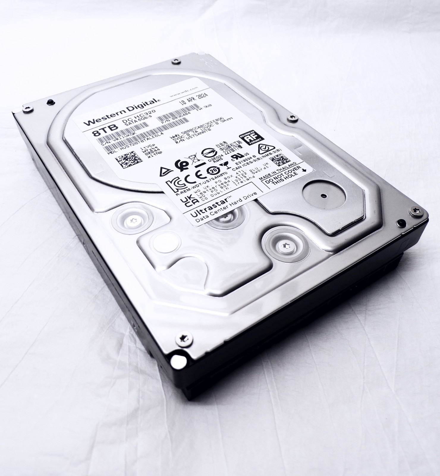 8TB ~ Western Digital DC HC320 8TB 7.2K 6Gbs. SATA 3.5" HDD -2024 - LOW HOURS