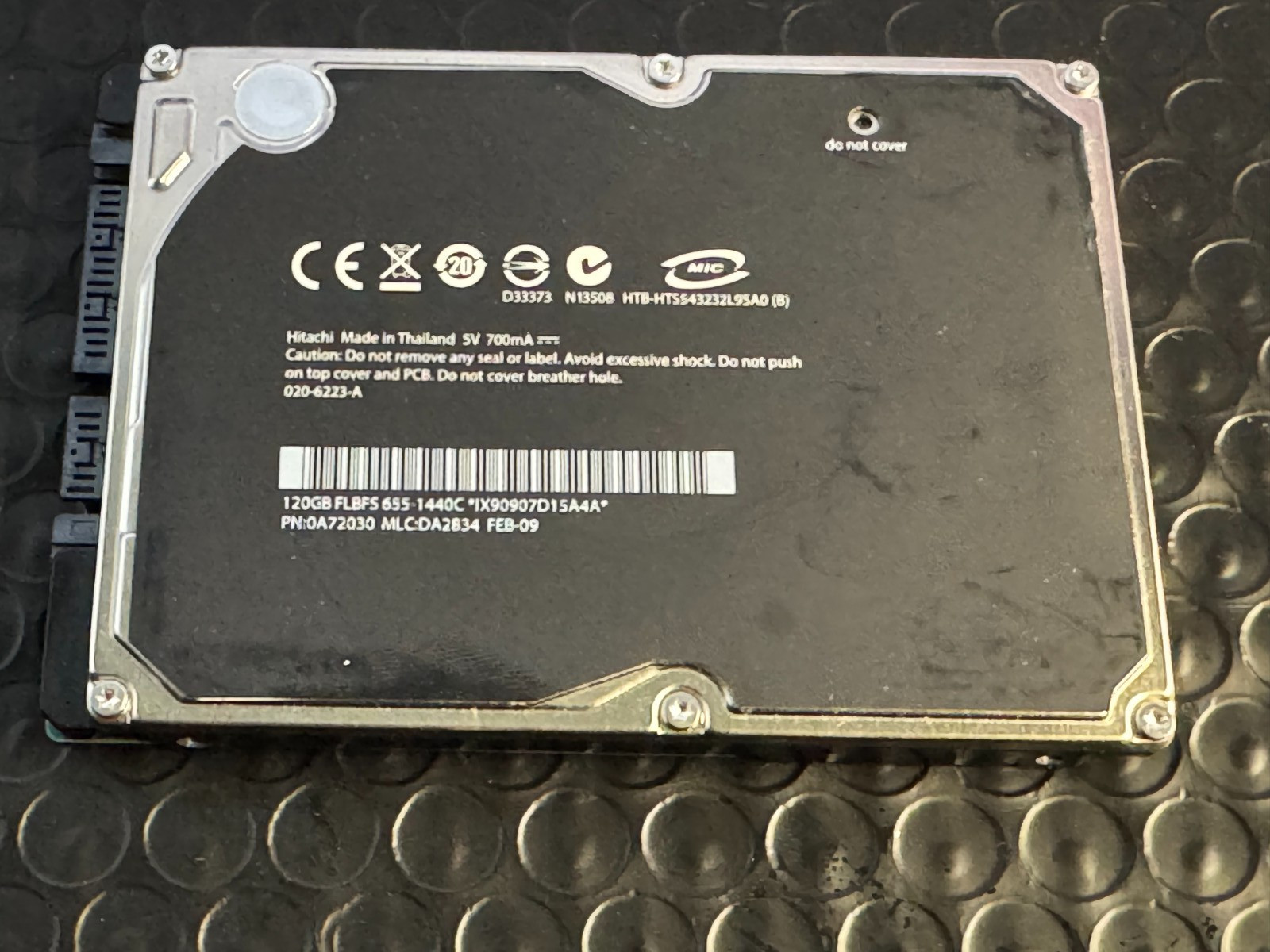 Apple OEM Hitachi 2.5" 9.5mm Hard Drive 120 GB 5400 RPM 655-1440