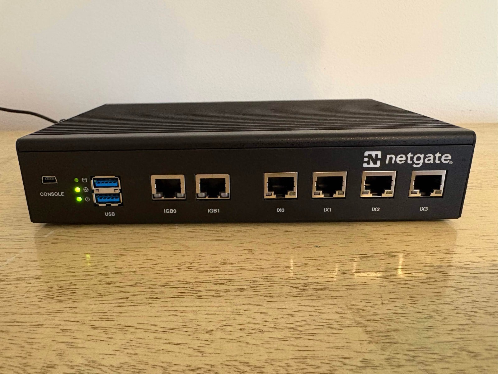 Netgate 5100 Security Gateway - pfsense+ installed with factory defaults
