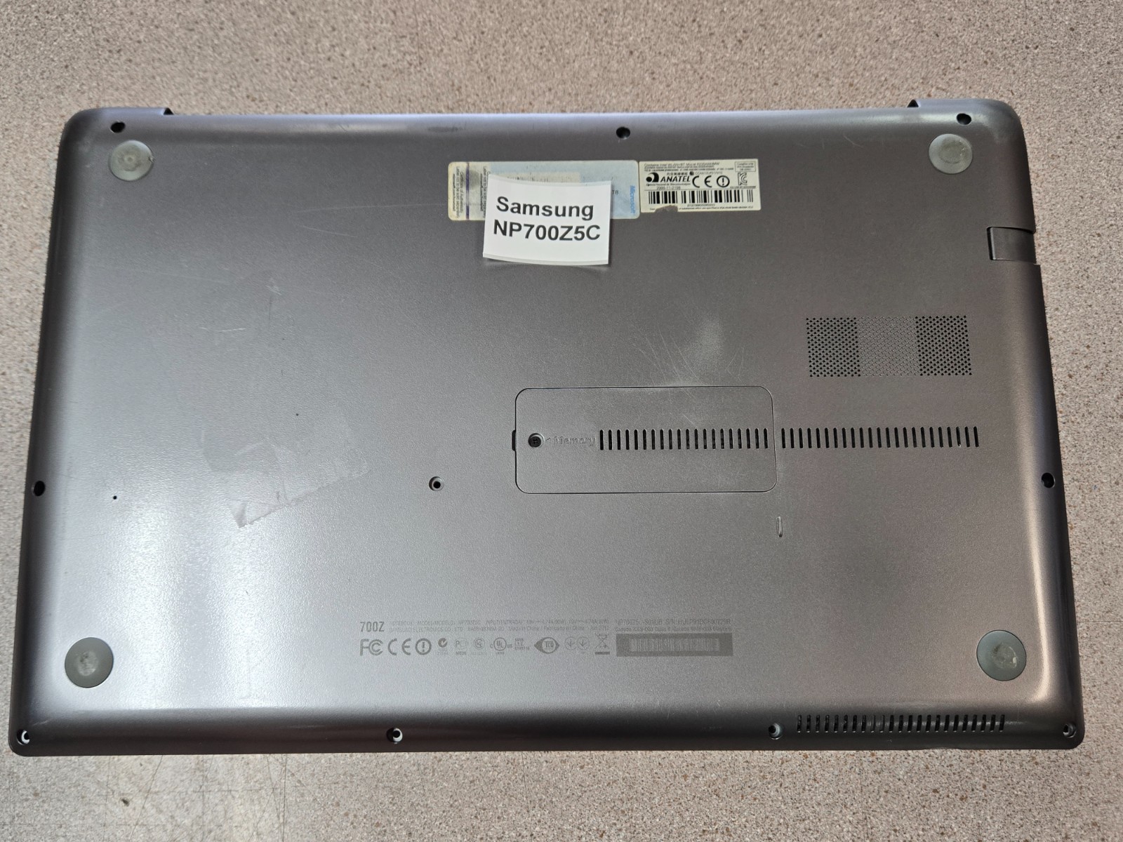 ⭐️⭐️⭐️⭐️⭐️ Laptop Bottom Base Case Housing Samsung NP700Z5c