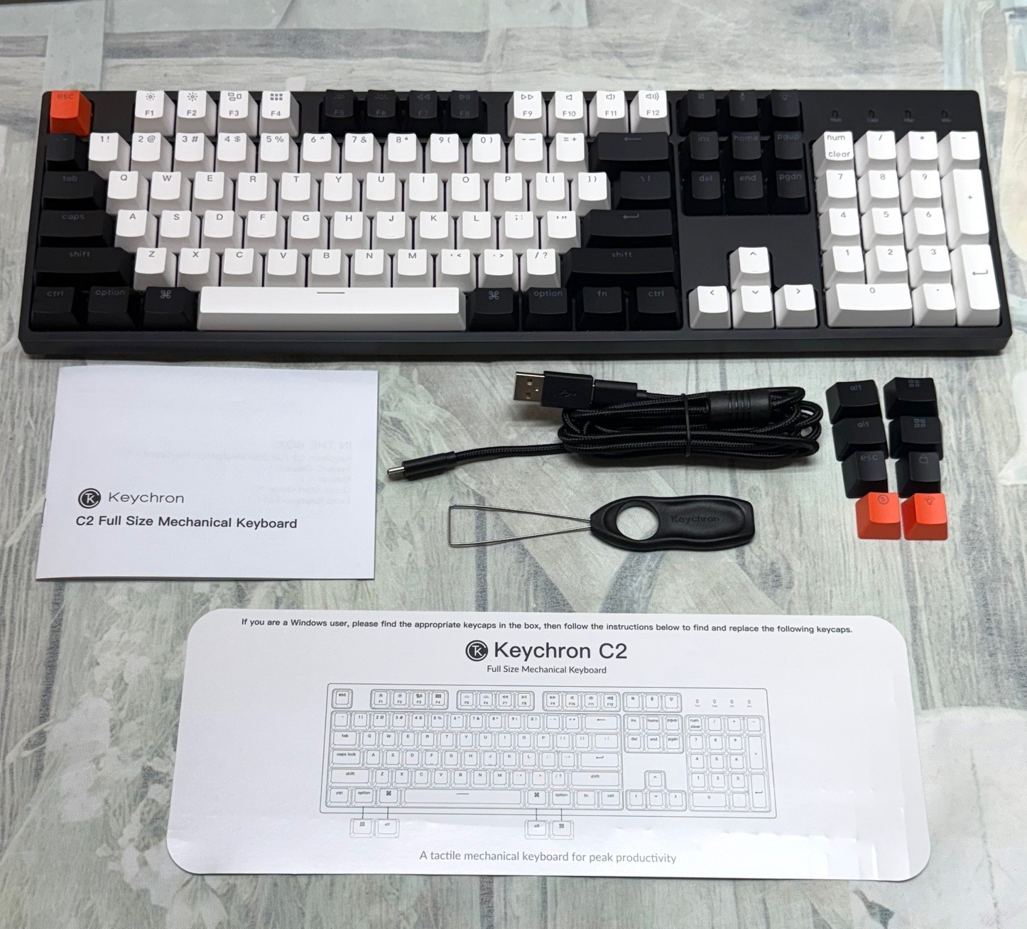Keychron C2 Wired Full-Size Mechanical Keyboard, C2 RGB Backlight Brown Switch