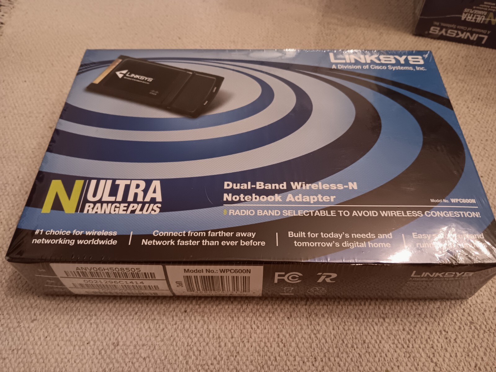 Linksys By Cisco (WPC600N) Dual-Band Wireless-N Notebook Adapter - New Sealed