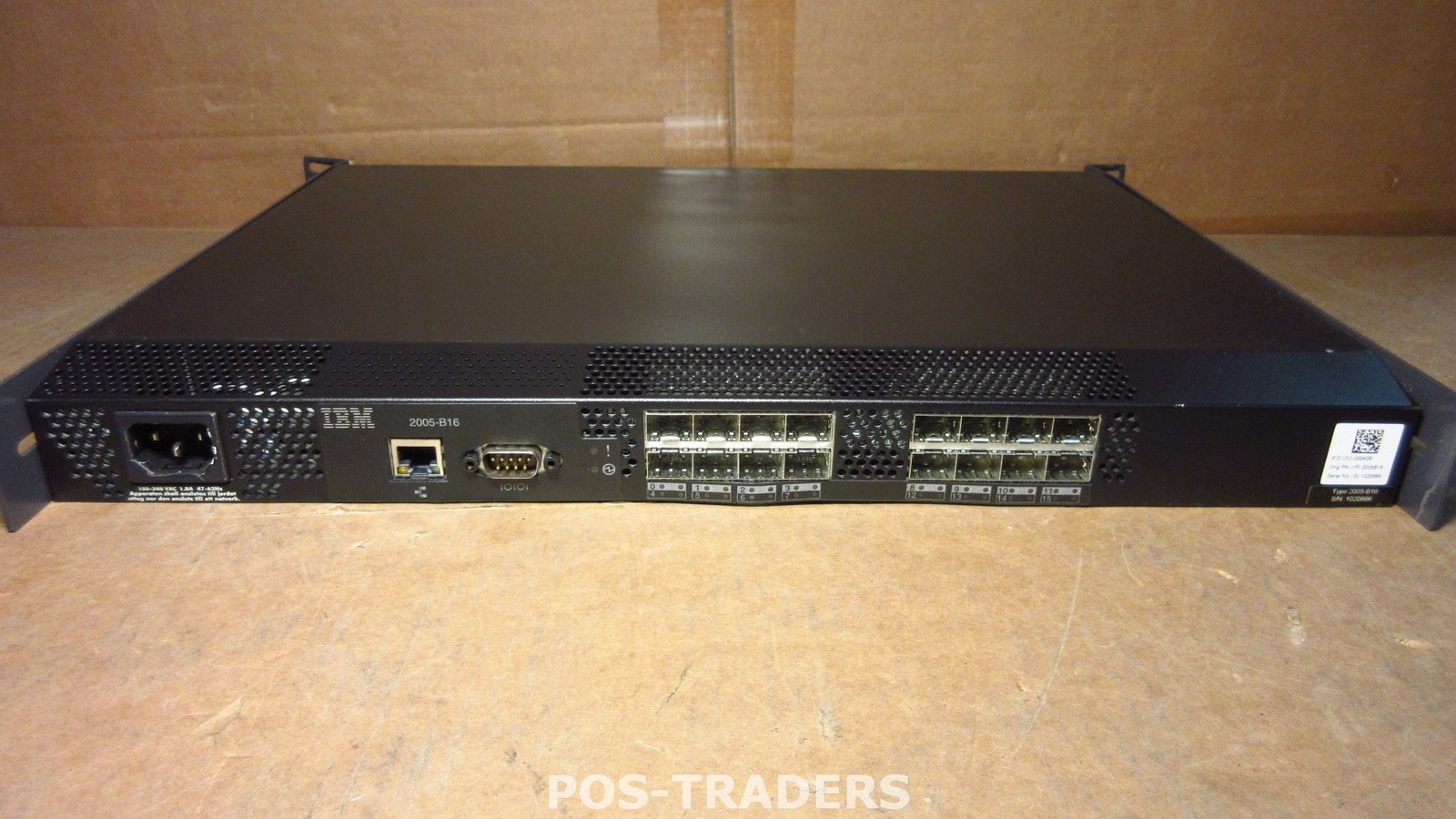 IBM 2005-B16 Fabric San 16 port 4GB Fibre Channel (FC) SAN Network Switch