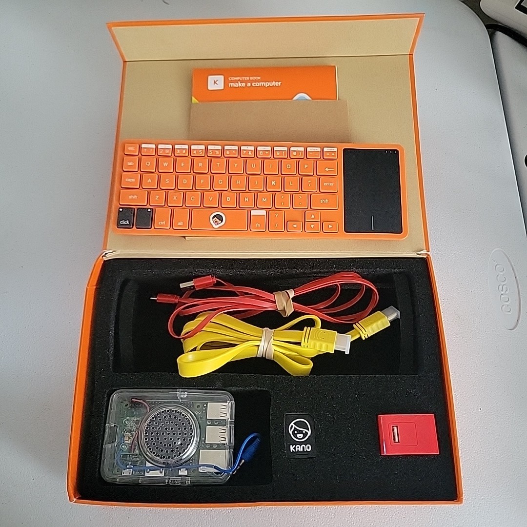 KANO COMPUTER KIT/ELEMENT 14/EDUCATIONAL/BUILD A Computer